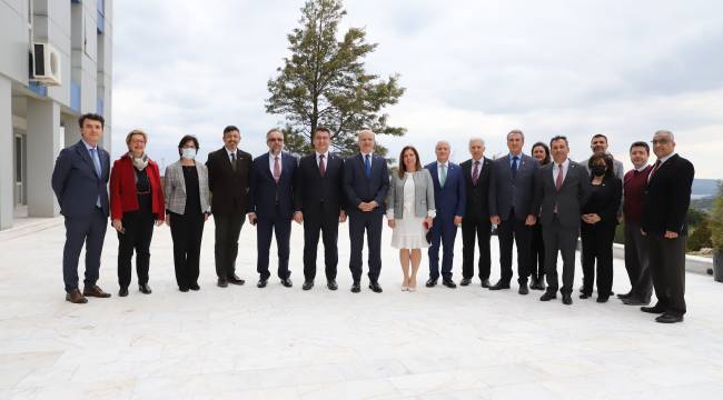 Yükseköğretim Kurulu (YÖK) Başkanı Sayın Prof. Dr. Erol Özvar, İYTE’yi ziyaret etti