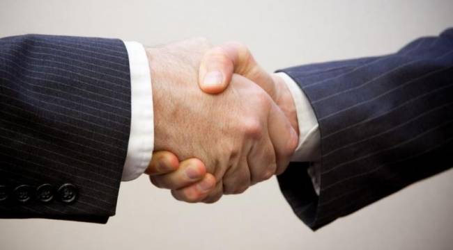 AKP’li Başkan AKP’li Belediyeye verdiği sözü tutmadı: Feshettiler