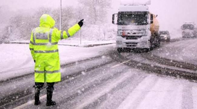 Bolu'dan İstanbul yönüne TIR ve kamyon geçişine izin verilmiyor