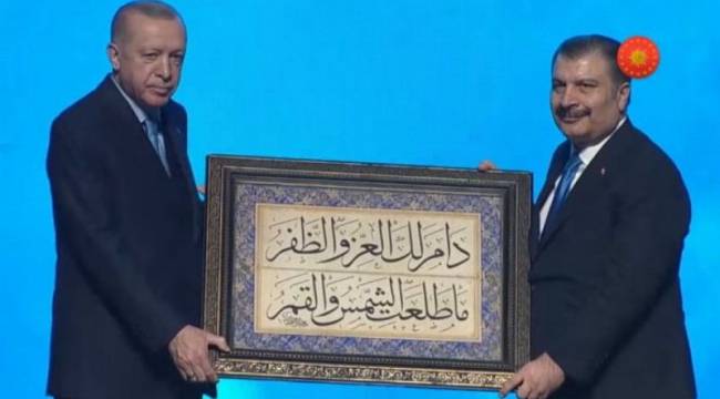 Cumhurbaşkanı Erdoğan açıkladı! Sağlık çalışanları için yeni düzenleme