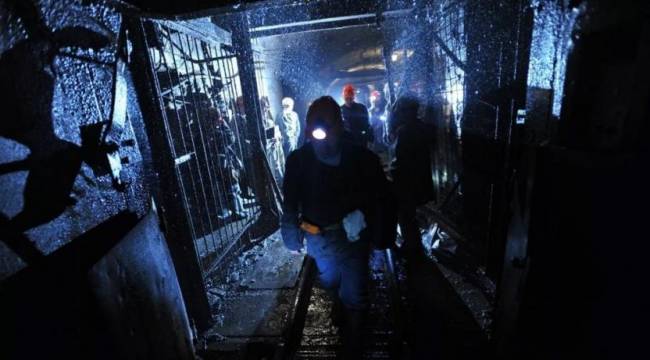 Donetsk: Ukrayna'nın bombardımanı sonucu 130'dan fazla madenci mahsur kaldı