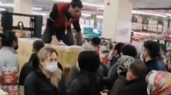 Halk yine ayçiçek yağı sırasında