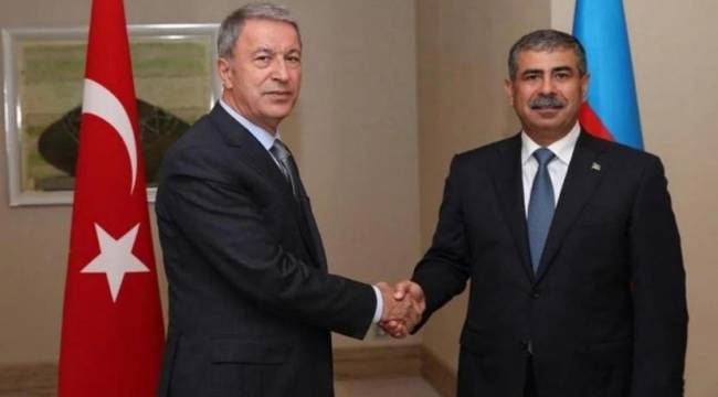 Hulusi Akar ve Azerbaycan Savunma Bakanı telefonda görüştü