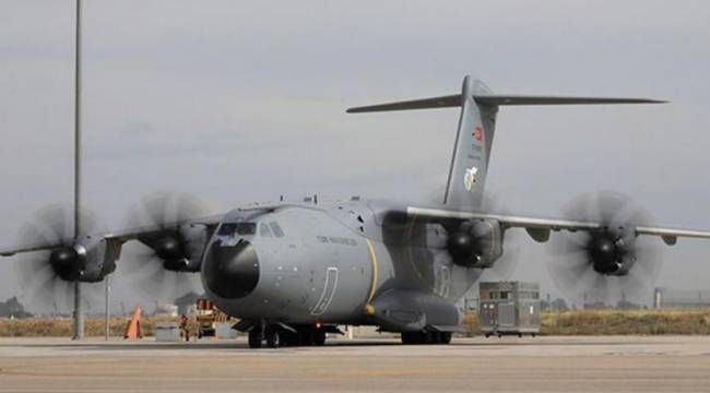 İki Türk uçağı Kiev'de mahsur kaldı