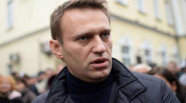 Navalnıy mahkemede suçlu bulundu