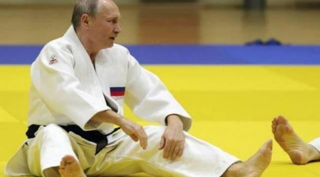 Putin’in siyah kuşağının geri alındığı açıklandı