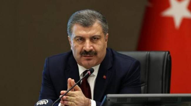 Sağlık Bakanı Koca&#039;dan sağlık emekçilerine: &#039;Bu zararlı tutumdan vazgeçelim&#039;