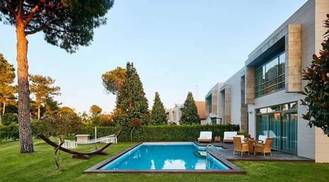 Sahillere akın ettiler: Ruslar ev fiyatlarını uçurdu