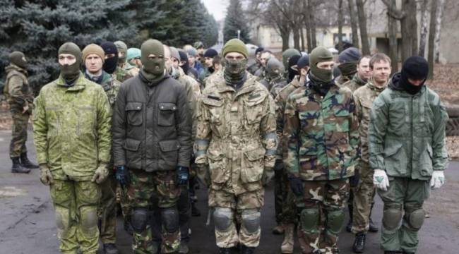 Ukrayna'ya giden İngiliz gönüllü parayı ve sözleşmeyi beğenmeyince geri döndü: Kandırıldık