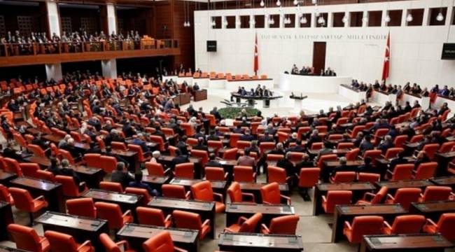 AKP'den torba kanun teklifi: Belediyelerin vergi paylarından kesinti yapılacak