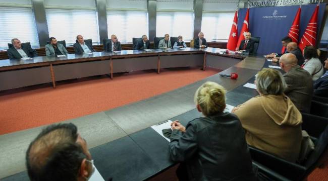 AKP ve MHP'den istifa edip CHP'ye katıldılar