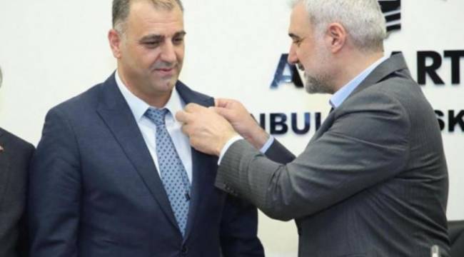 CHP'den istifa etti, AKP'ye katıldı: 'Bu kutlu davaya en iyi şekilde hizmet edeceğim'