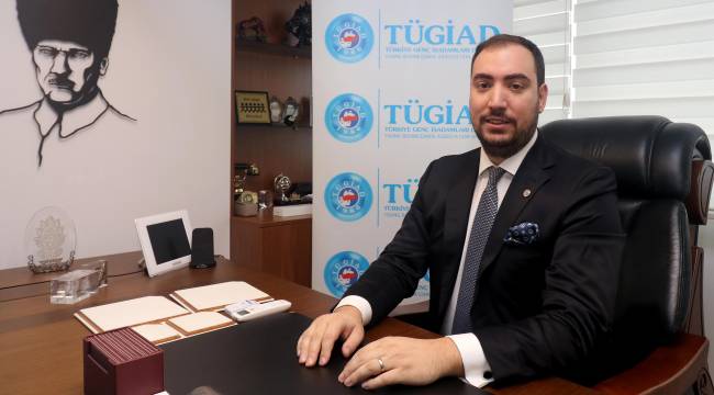 Durmuş:  “Gençlere iş yaratmak için çalışmalıyız”