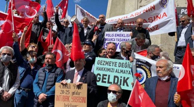 Emekli polisler Ankara'da eylem yaptı: 'Hakaretler işittik, gözaltına almaya çalıştılar'