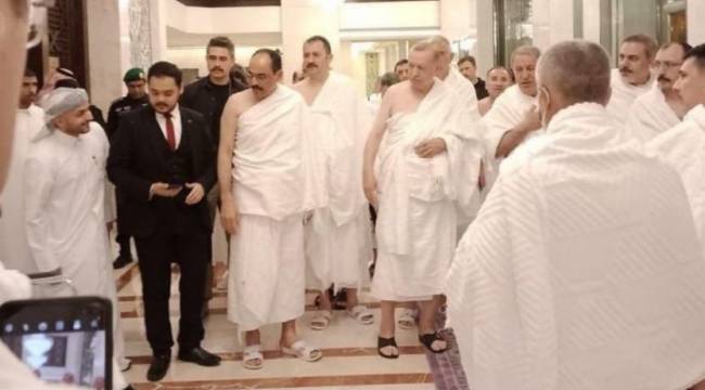 Erdoğan'dan Suudi Arabistan'da umre ziyareti