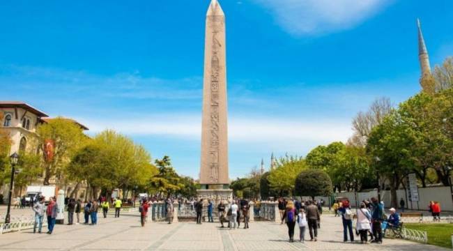 İBB’nin Sultanahmet Meydanı’ndaki 'ramazan' etkinlikleri yasaklandı