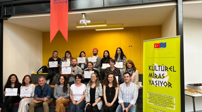 İtalya ve Yunanistan'dan Gelenler Smyrna Agorası'na Hayran Kaldılar