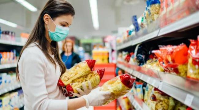 Marketlerin ucuz fiyat takibi şoke etti &#039;Casus&#039; gönderiyorlar