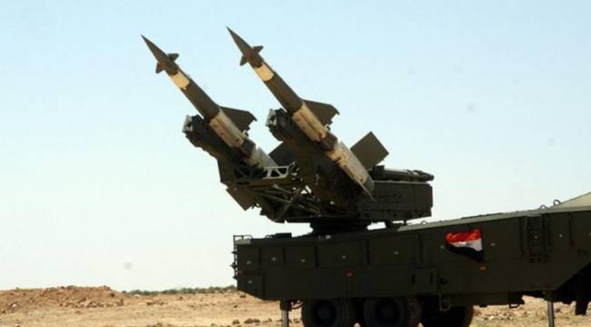 Suriye hava savunma sistemi bir İsrail saldırısına cevap verdi