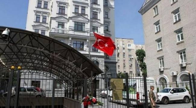 Türkiye'nin Kiev Büyükelçiliği Kiev'e geri döndü
