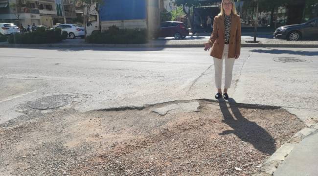 AK Partili Keseli'den, Başkan Tugay'a yol tepkisi:  ''Battı çıktı yok, kazdı bıraktı var!''