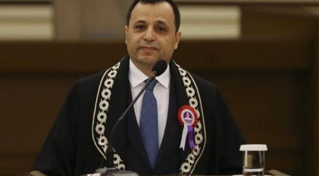 Anayasa Mahkemesi Başkanı Arslan: OHAL tedbirleri denetlemektedir