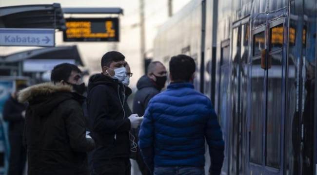 Bakan Koca: Hastaneler hariç maske mecburi olmaktan çıktı