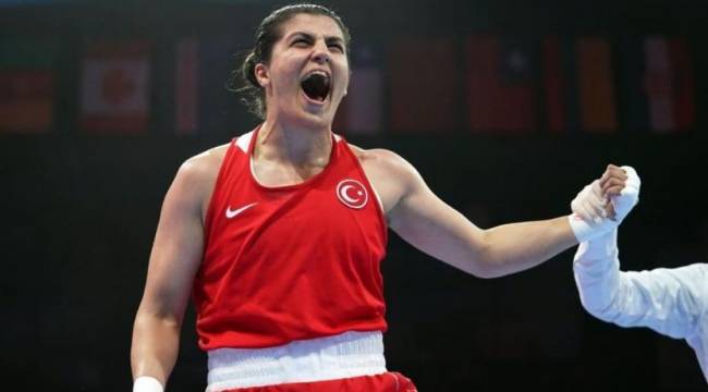Busenaz Sürmeli de dünya şampiyonu oldu