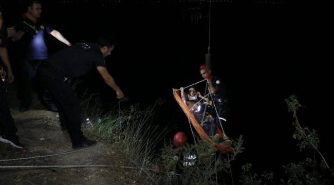 Cep telefonuyla konuşan üniversite öğrencisi 50 metrelik uçurumdan düştü