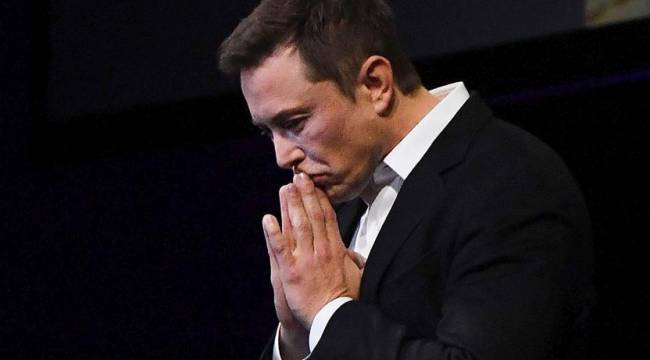 Elon Musk: Twitter'ı satın almamla ilgili anlaşma askıya alındı 