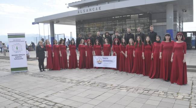 İzmir müzik nağmeleriyle şenlendi!