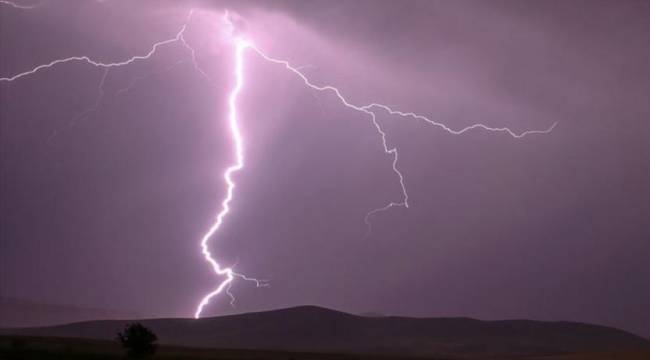Mantar toplarken üzerine yıldırım düşen bir kişi yaşamını yitirdi