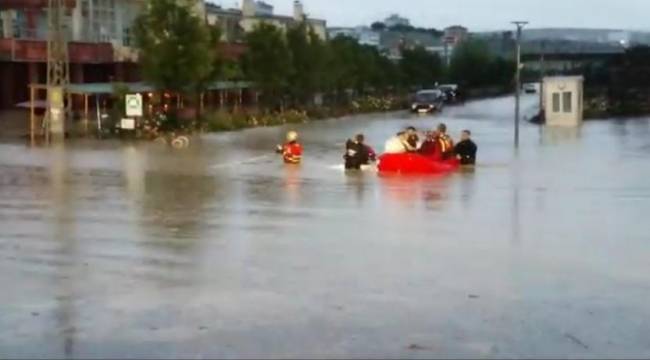 Koca'dan Ankara'daki sele ilişkin açıklama: 8 kişi hastaneye nakledildi
