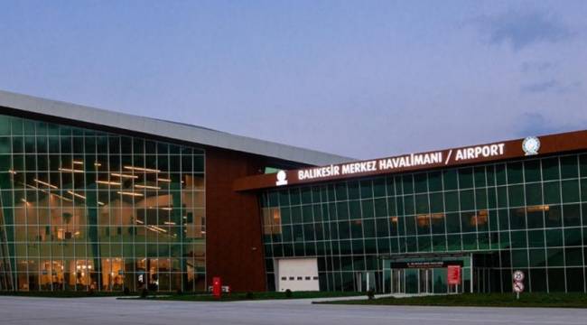 Yolcular değil havalimanı uçtu: 0 yolcu, 183 maaş