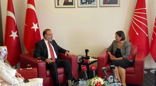 AK Parti, CHP'yi ziyaret etti! Görüşmeye bu tartışma damga vurdu