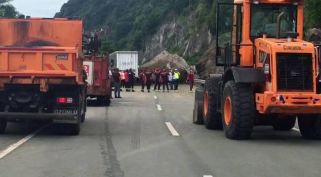 Artvin'de heyelan: Ölü ve yaralılar var