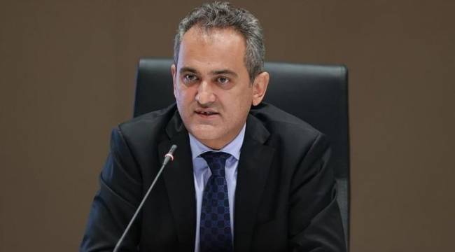 Bakan Özer: Her türlü toplumsal mühendisliğin gerçekleştirildiği bir döneme şahitlik ettik