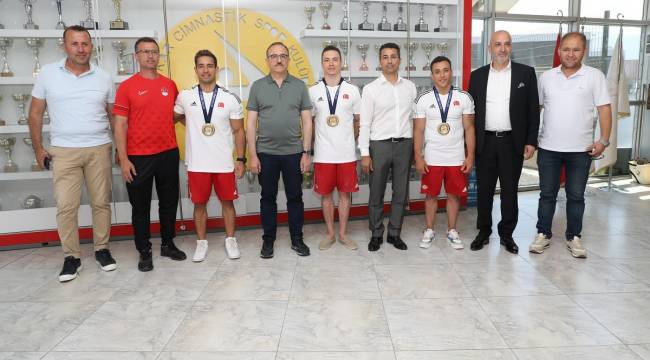 Başkan Sürekli şampiyonlarla buluştu “Milli cimnastikçilerimizle gurur duyuyoruz”