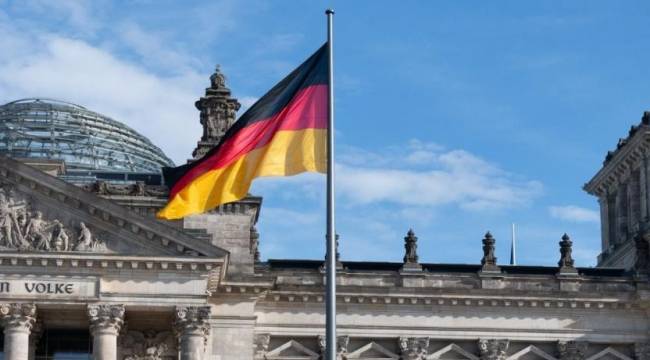 Berlin Türkiye'nin Suriye'ye olası harekatına karşı