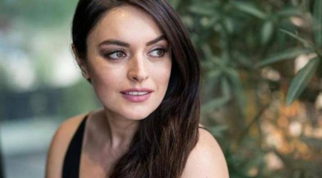 Ezgi Mola'ya bir suç duyurusu daha