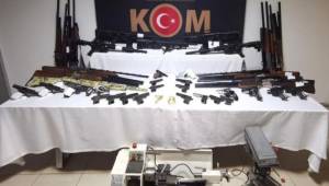 Karabük’te silah kaçakçılığı operasyonu: Çok sayıda silah ele geçirildi