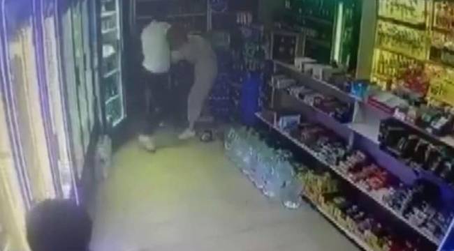 Taciz ettiği kadını sığındığı tekel bayisinde darp etti