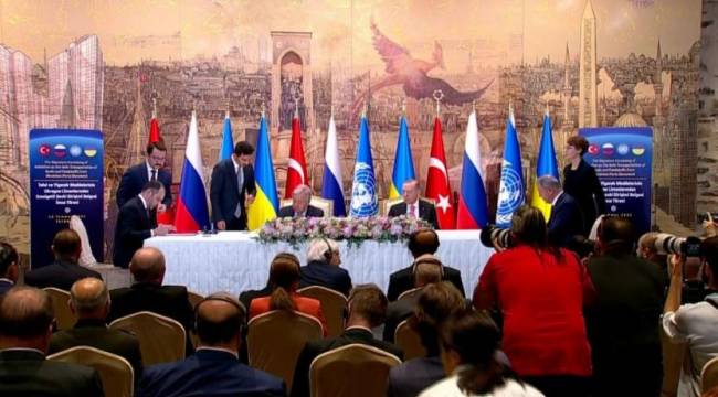 Tahıl koridoru anlaşması İstanbul'da imzalandı