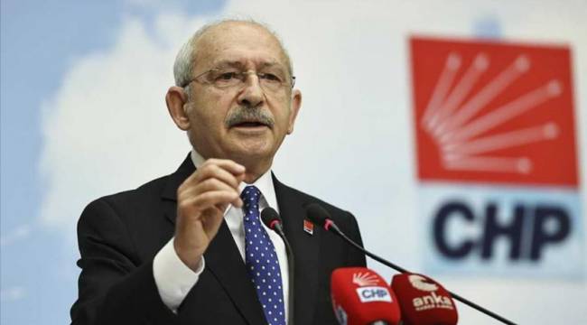 'AKP'li bürokratlar CHP'ye bilgi sızdırıyor, 12 bin kişilik liste çıkarıldı'