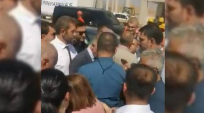 Bakana şikayette bulunmak istedi, vali iterek uzaklaştırdı