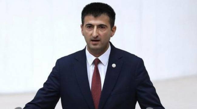 Çelebi'den 'tweet' yanıtı: Deniz Gezmiş ve Berkin Elvan tweetlerini neden sildiğini açıkladı