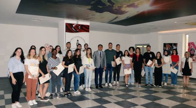 İzmir İl Milli Eğitim Müdürlüğünde ‘’Ulusal Staj Programı’’ Öğrencileri İle Toplantı Yapıldı