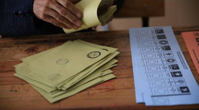 Selvi: AKP'de 'erken seçim hazırlığı yapılıyor' görüşü hakim