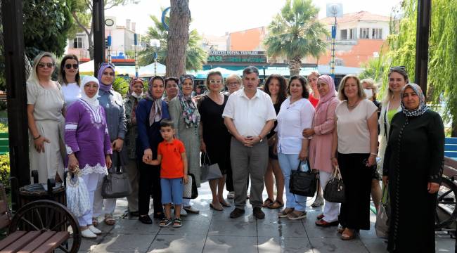 Türk Kadınlar Birliği Derneği Bergama Şubesi Üyeleri Başkan Doğruer’i Ziyaret Etti