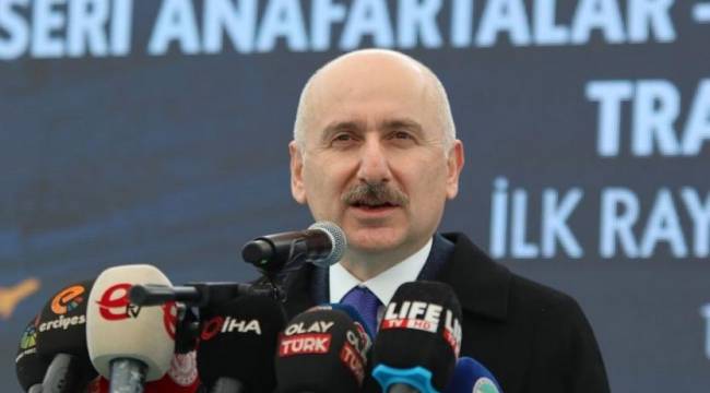 Ulaştırma Bakanı Karaismailoğlu: Kazalar yol kusurundan kaynaklı değil